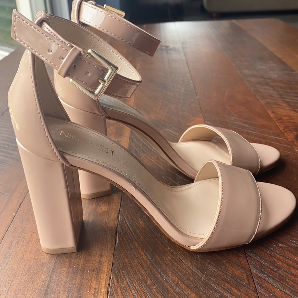 NNE WEST ANKLE STRAP NUDE SIZE: 7